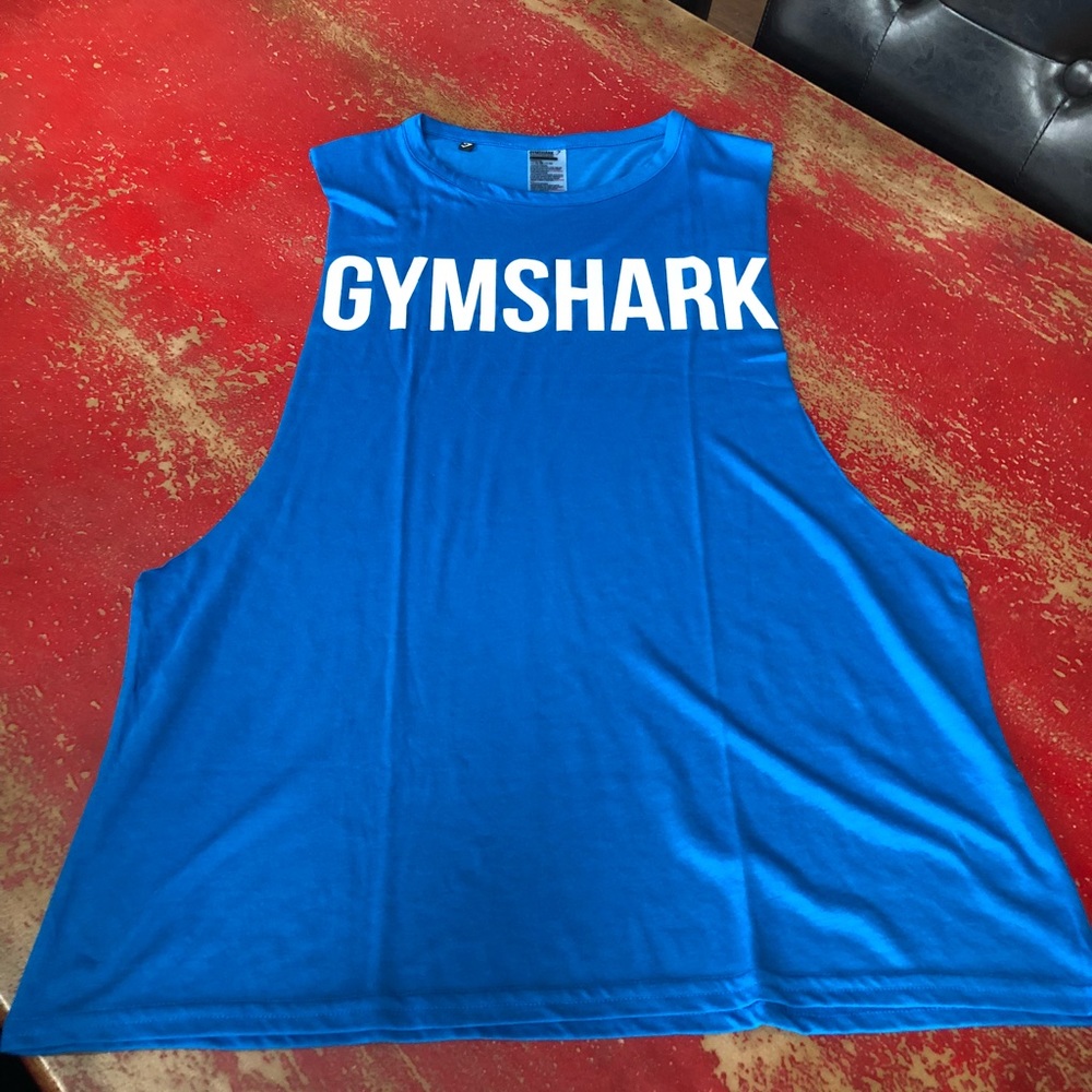 Gymshark L shirt